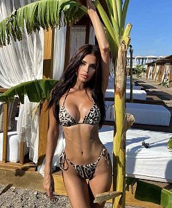 Вика — эротические фото