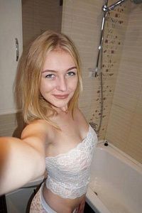 Мария — эротические фото
