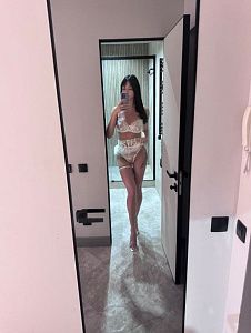 Очень горячая Диля, +7 905 859 84 62 - отзывы о фее