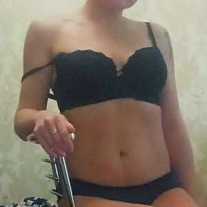 Таня — эротические фото